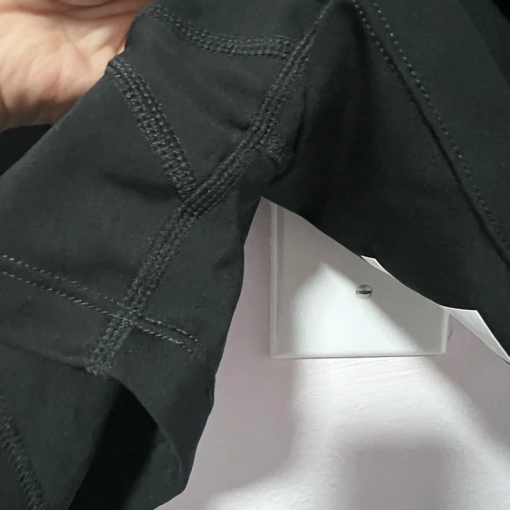 2pieces Nike AeroAdapt Performance Shorts‎ small